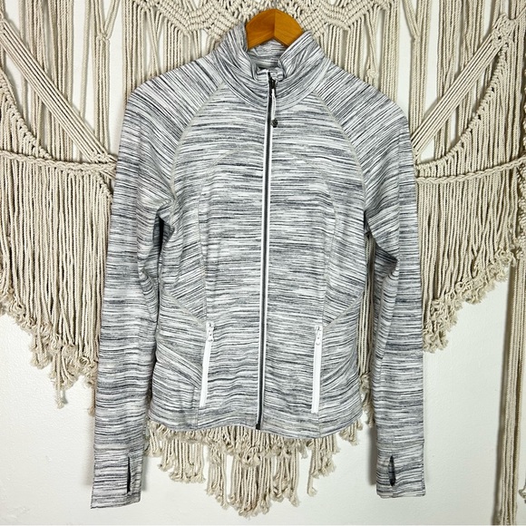 Lululemon Hustle in your Bustle Jacket Size 6 - Picture 4 of 9